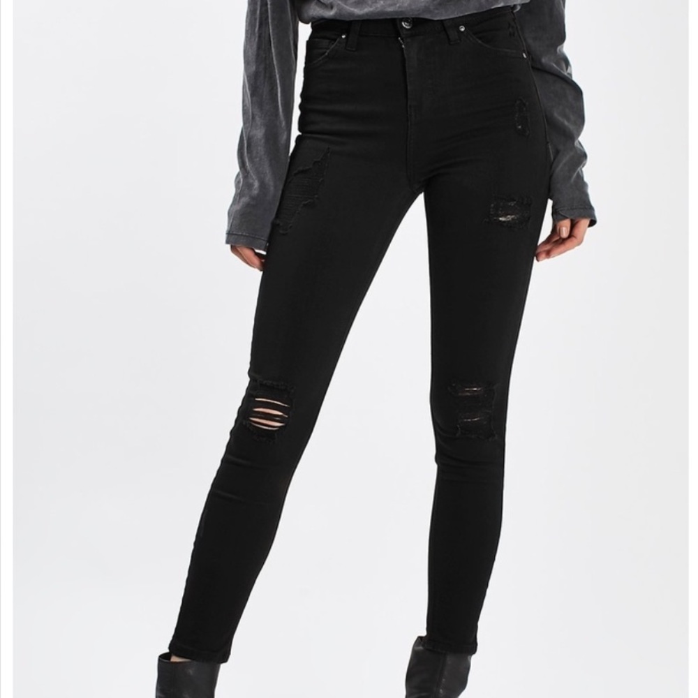 TOPSHOP Moto Black Super Rip Jamie Jeans